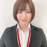 むっちりワレメ限界突破で大量尿噴出 SOD女子社員 ハダカになるより恥ずかしい脱ぎキャンBOX野球拳 月谷あかり